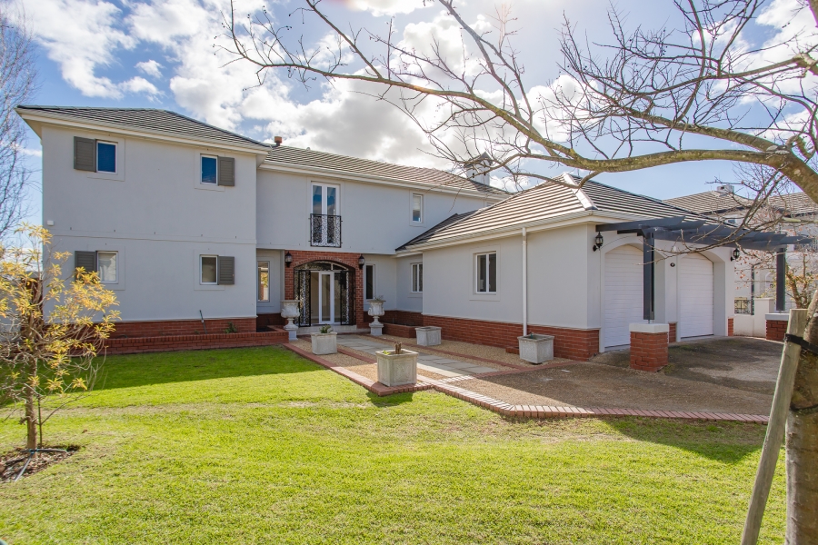 To Let 4 Bedroom Property for Rent in Val De Vie Estate Western Cape